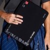 Skinarma Torba Fardel laptop sleeve 14  czarny/black